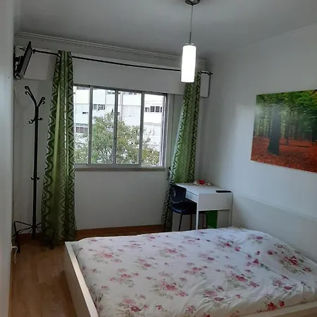 Room Lisbon